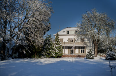 Villa in de sneeuw